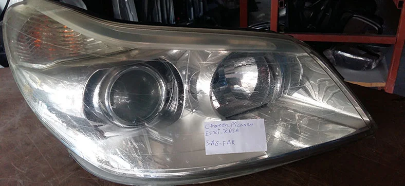 Citroen Picasso Eski Kasa Sağ Far
